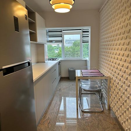 Page3 Apartament Targoviste Exterior photo
