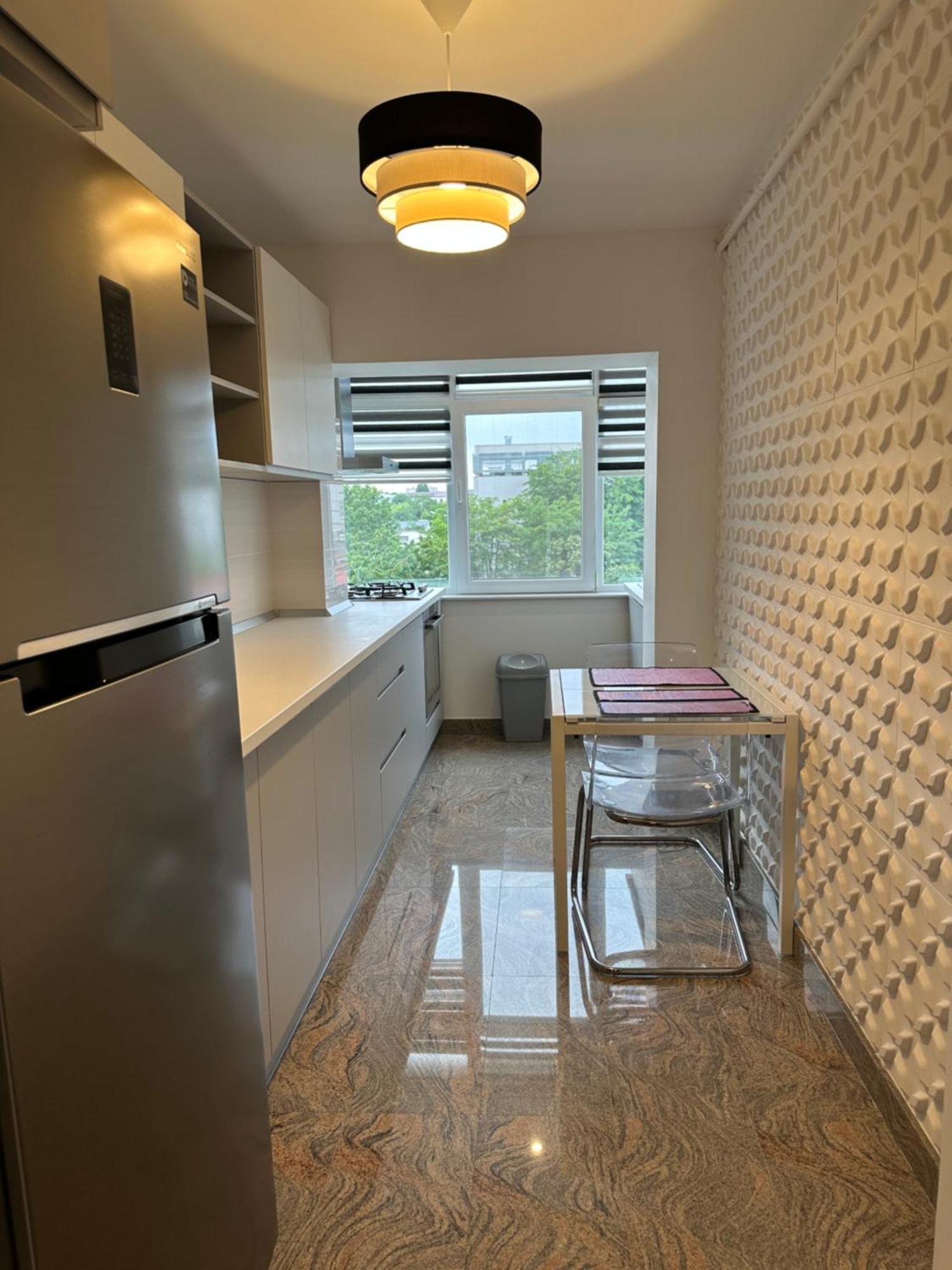 Page3 Apartament Targoviste Exterior photo